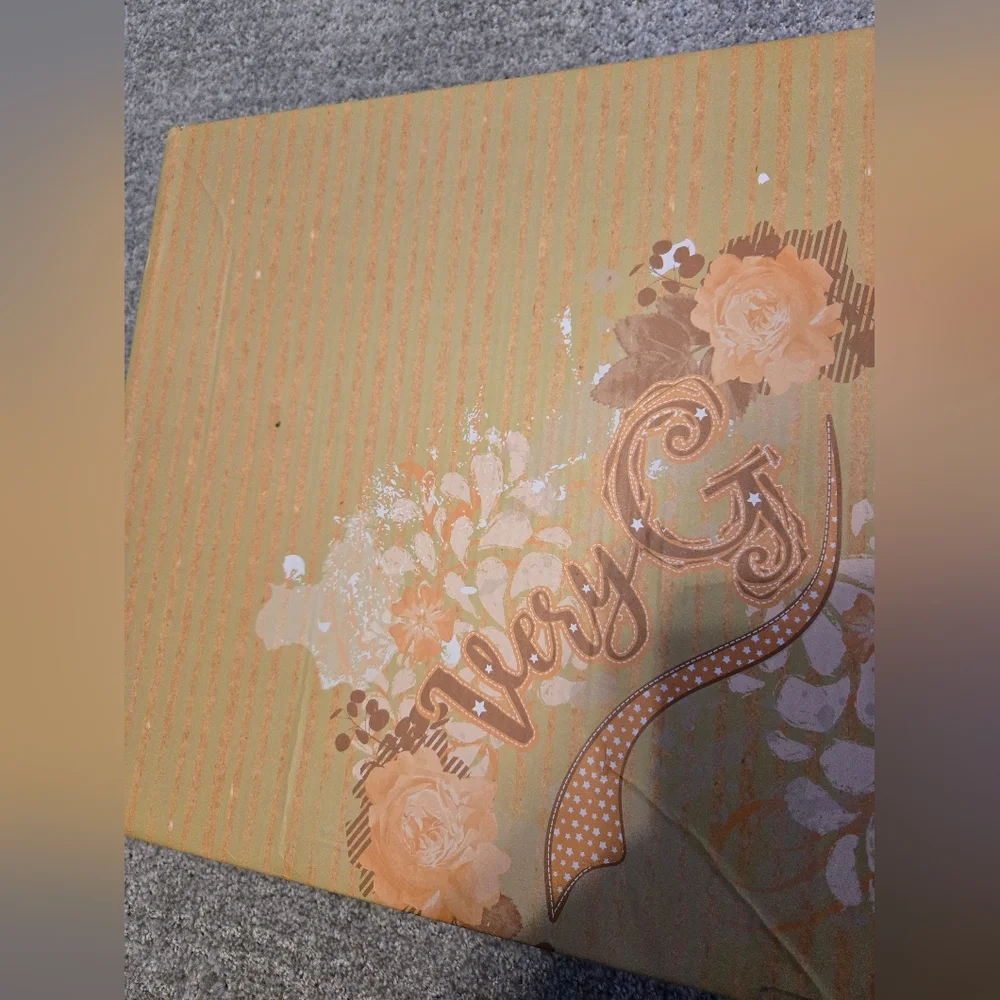 New In Box Very G Saylor Booties Size 8 - Picture 5 of 5